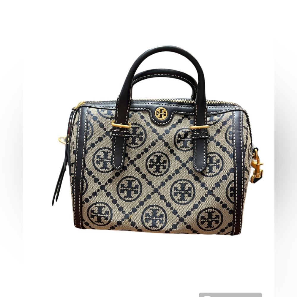 TORY BURCH NAVY BLUE WITH GOLD HARDWARE BARREL BAG
